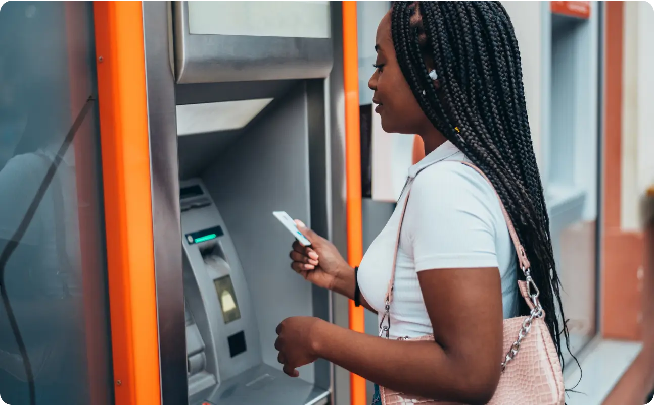 Stay under the radar, while maintaining complete situational awareness for sensitive or high-risk environments, such as ATM vestibules or self-checkout lanes.
