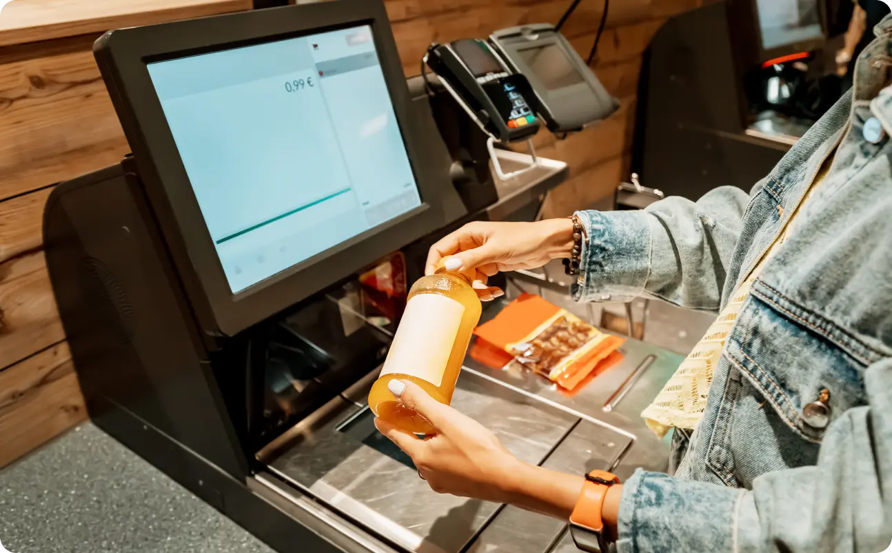 From detecting theft at checkouts to spotting suspicious behavior at art exhibits or ATM machines, AI-driven analytics help you respond before issues escalate.