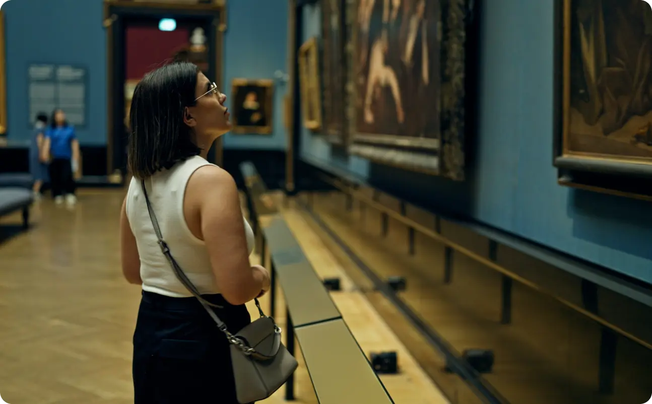 Maintain aesthetics and customer trust while still capturing every detail – ideal for environments where discretion, clarity, and reliability are critical.